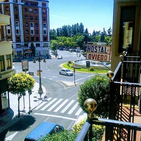 Hotel Hostal Oviedo León Zewnętrze zdjęcie